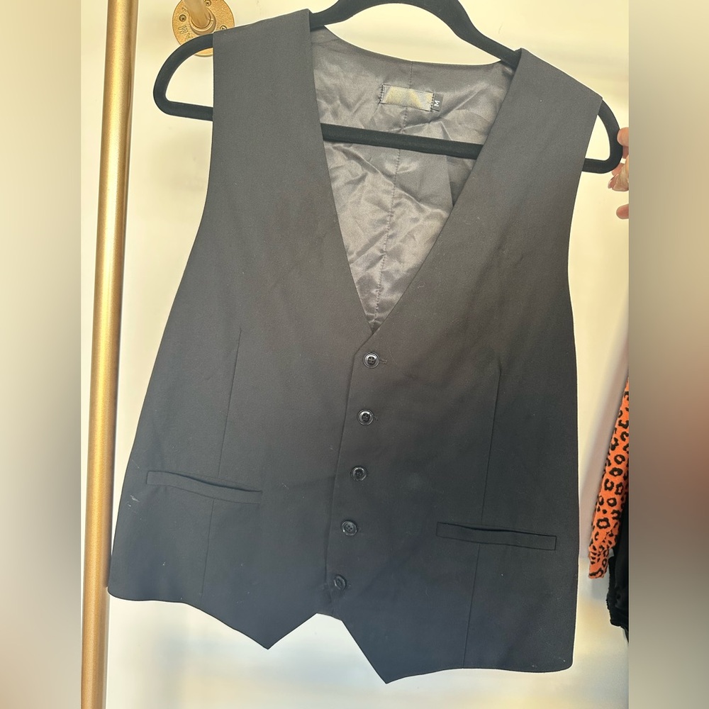 Classic Black Button-Up Vest - Size M (Medium)